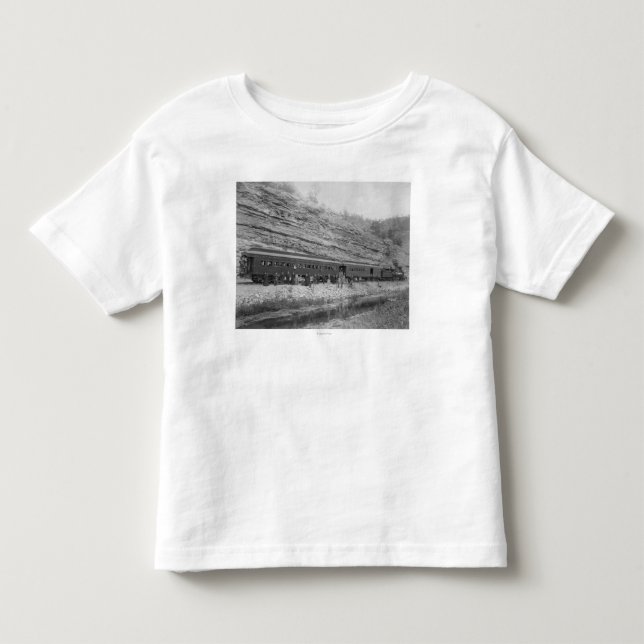 Train on the Burlington and Missouri Toddler T-shirt (Front)