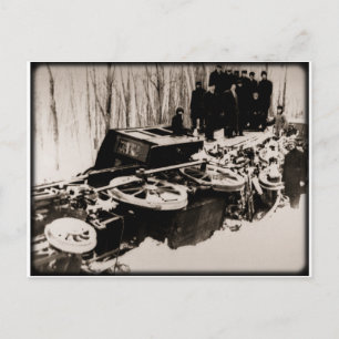 Train Wreck at Harbor Beach Michigan Postcard