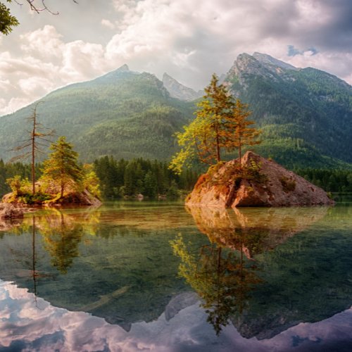 Tranquil lake with Mountain in the background Jigsaw Puzzle