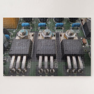 Transistor Circuit Puzzle