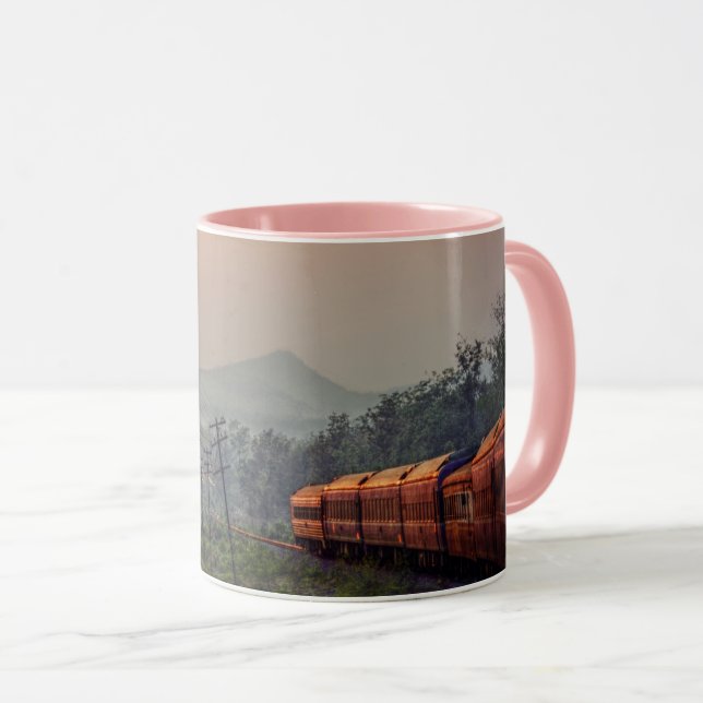 Traveling Mug (Front Right)