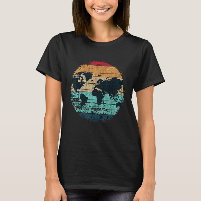 Traveling Traveler Countries Cartography Retro Wor T-Shirt (Front)