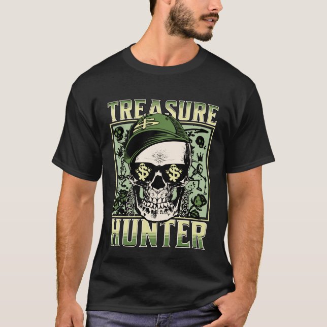 Treasure Hunter Metal detector Graffiti Detectoris T-Shirt (Front)