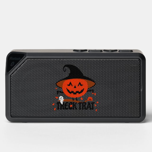 Treck Trat Pumpkin Smiling Bluetooth Speaker (Front)