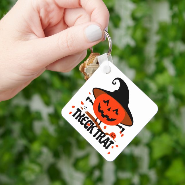 Treck Trat Pumpkin Smiling Keychain (Hand)