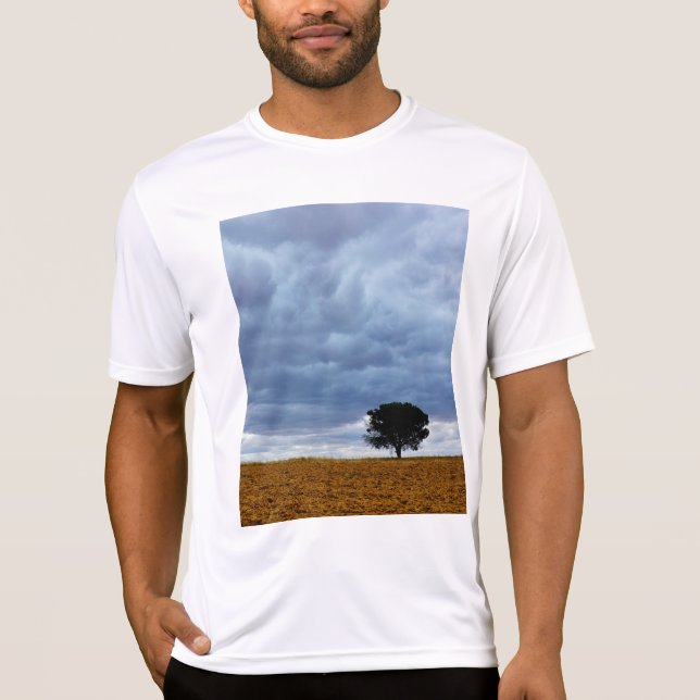 Tree in an empty field T-Shirt (Front)