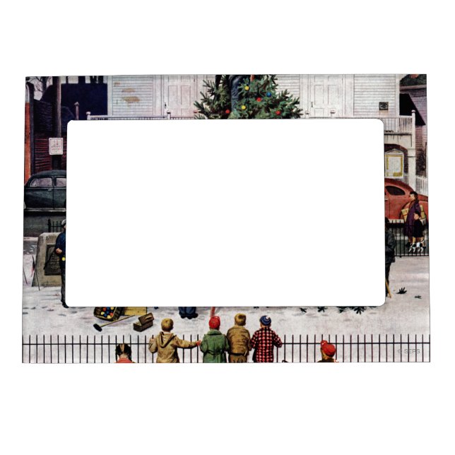Tree in Town Square Magnetic Picture Frame (Front)