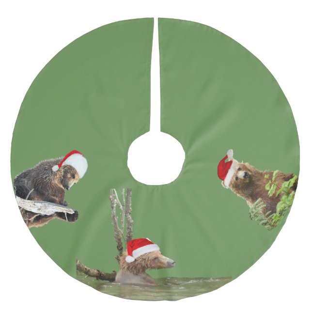 Tree Skirt w/ grizzly bears (Front)