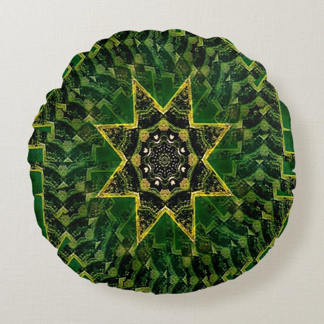 Tree Star...... Round Pillow (Front)