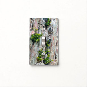 "TREE TRUNK LIGHT SWITCH PLATE
