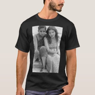 Trending T-shirt featuring black-and-white photo