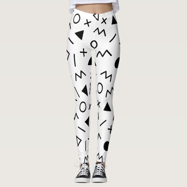 Trendy 80s Pattern Black And White  Leggings (Front)