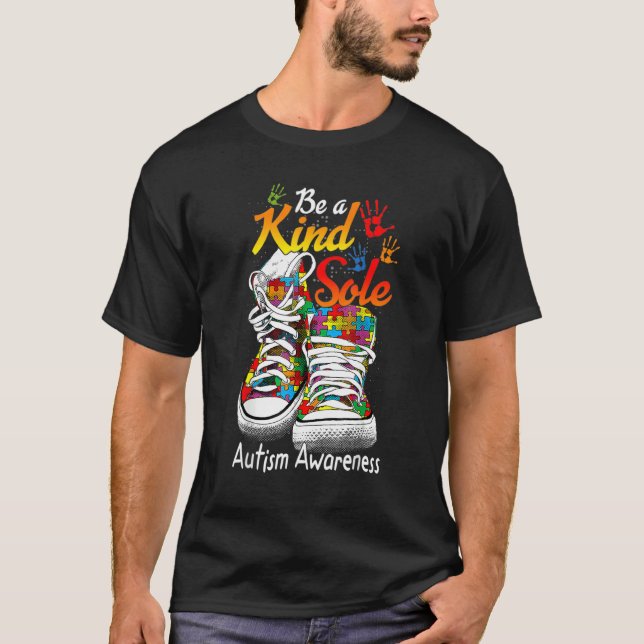 Trendy Be A Kind Sole Puzzle Shoes Autism Awarenes T-Shirt (Front)