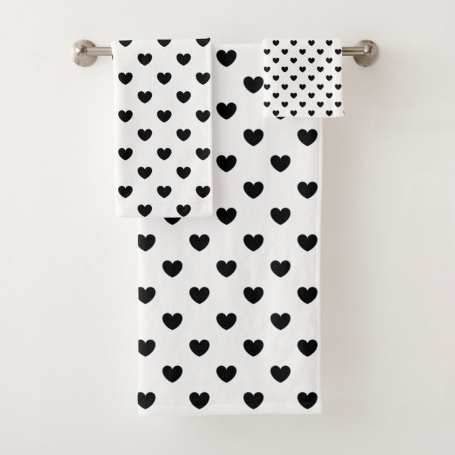 Trendy Black and White Hearts Pattern Bath Towel Set (Insitu)