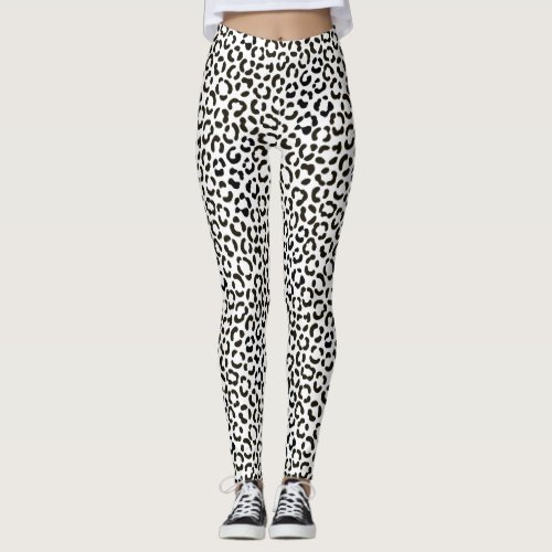 Trendy Black and White Leopard Print Rpt Pattern Leggings