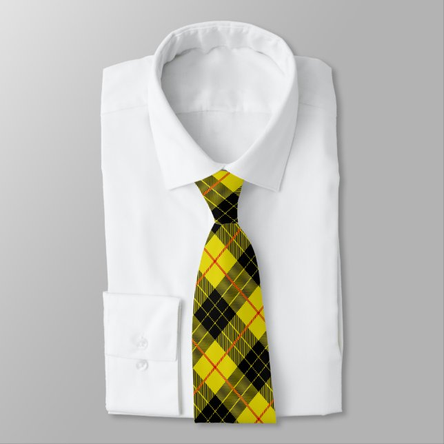 Trendy black and yellow tartan plaid neck tie (Tied)