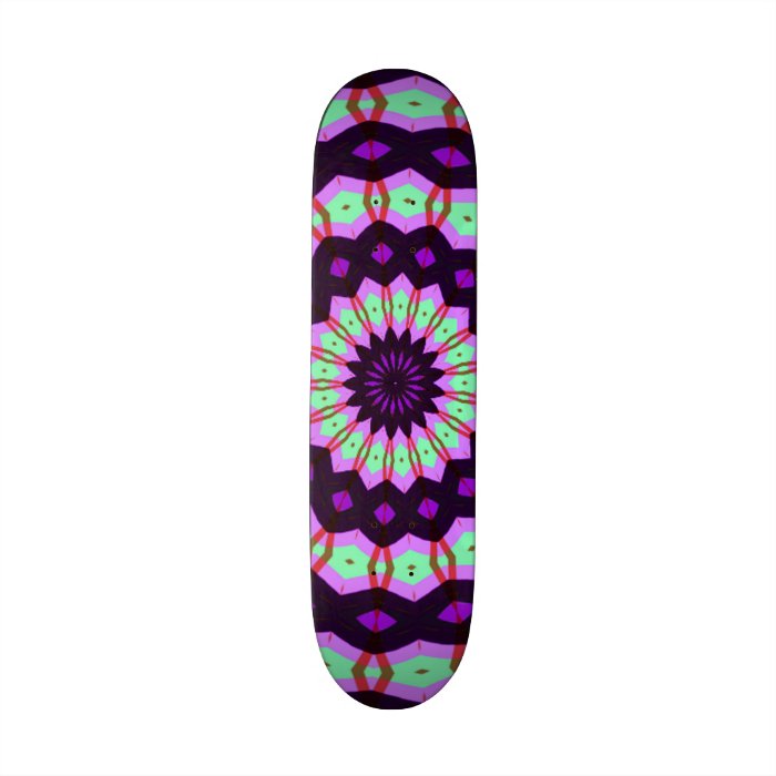 Trendy circle line pattern skate deck