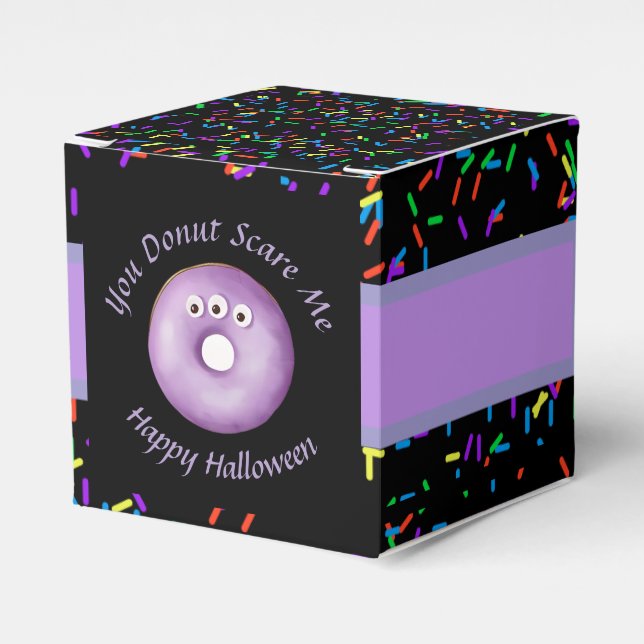 Trendy Halloween Spooky Purple Monster Eyes Donut Favor Boxes (Front Side)