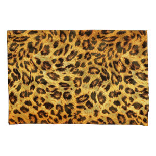 Trendy Leopard: Skin Design Pattern. Pillow Case