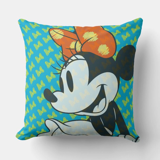 Trendy Minnie | Shy Pose Throw Pillow (Front)