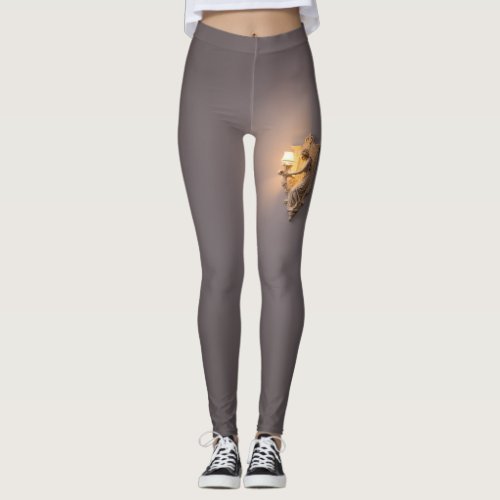 Trendy Modern and Unique Renaissance Lamp Design Leggings