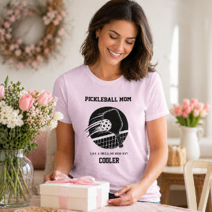 Trendy Pickleball Mom Gift - T-Shirt