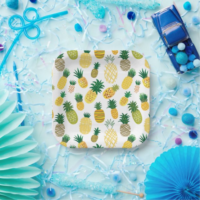 Trendy Pineapple Pattern Paper Plates (Party)