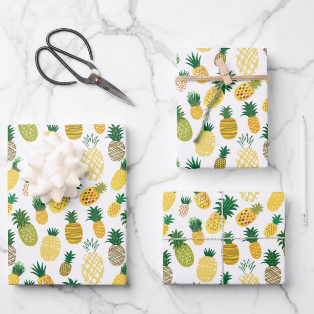 Trendy Pineapple Pattern Wrapping Paper Sheets (Front)