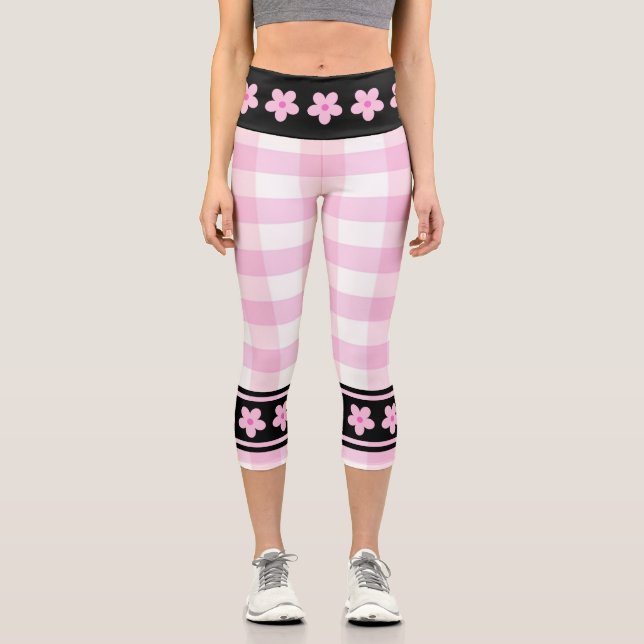 Trendy Pink White Checkered Pattern With Flowers Capri Leggings (Front)