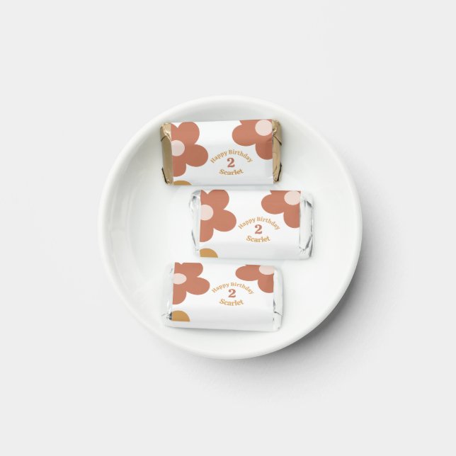Trendy Retro Daisies Girl Birthday Hershey's Miniatures (Plate)