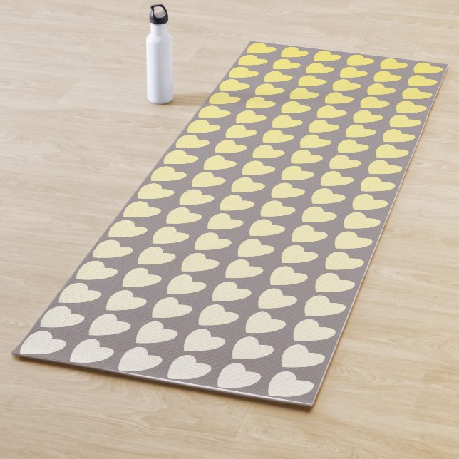 Trendy Yellow Gray Heart Pattern Gradient Yoga Mat (In Situ)