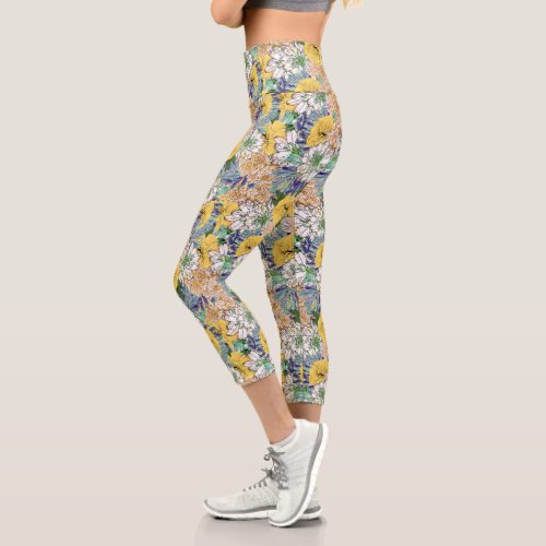 Trendy Yellow  Green Floral Girly Illustration Capri Leggings