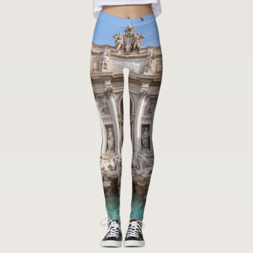 Trevi Fountain at early morning _ Rome Italy Leggings