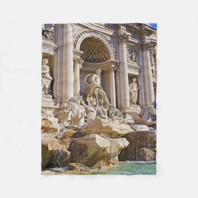 Trevi fountain fleece blanket (Front)