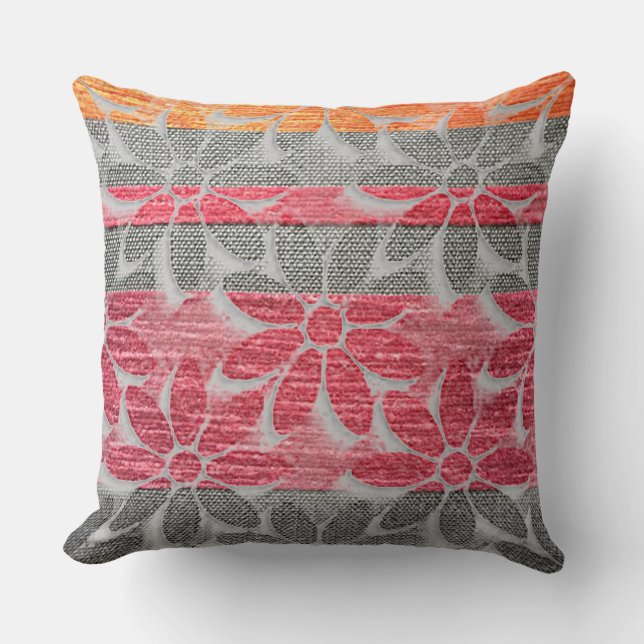 Tri-Color Daisy Print Cotton Throw Pillow (Front)