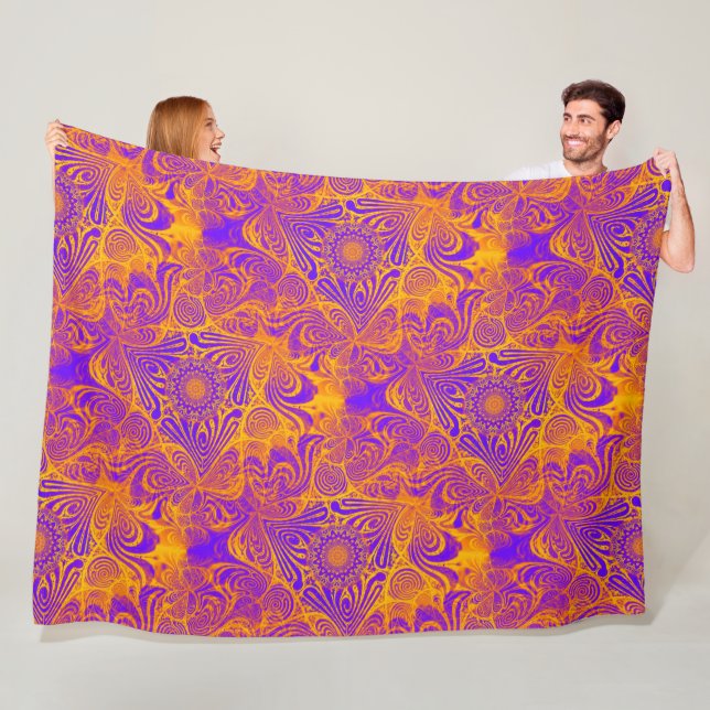 Triangle Labyrinth Mandala Seamless Pattern 2 Fleece Blanket (In Situ)
