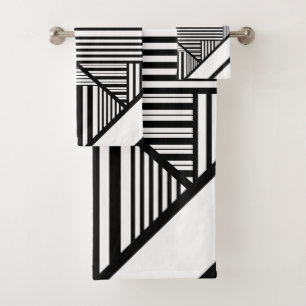 Triangle stripes 2 in Black and White Bath Towel Set