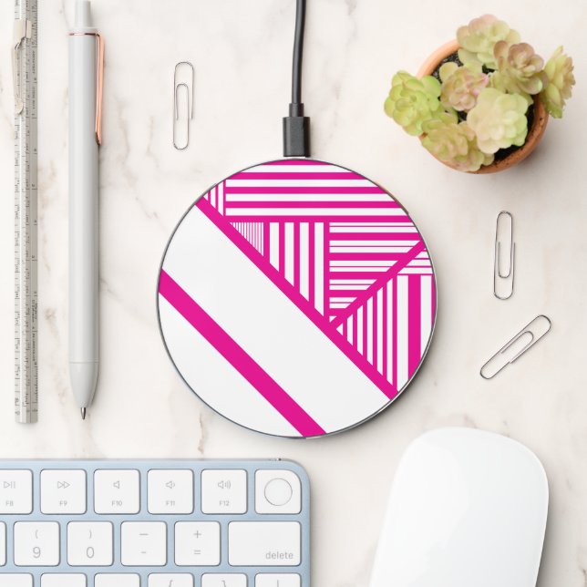 Triangle Stripes in Magenta and White Wireless Charger (Desk)