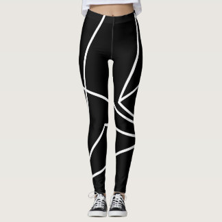 Triangle trip B & W Leggings