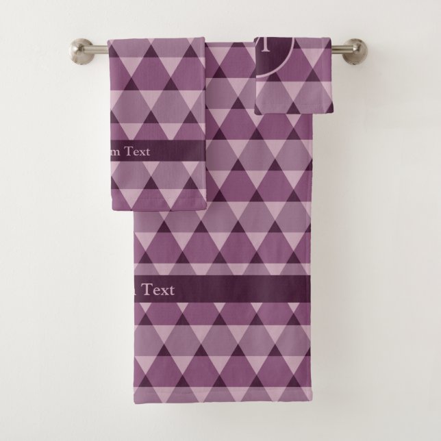 Triangles Pattern Bath Towel Set (Insitu)