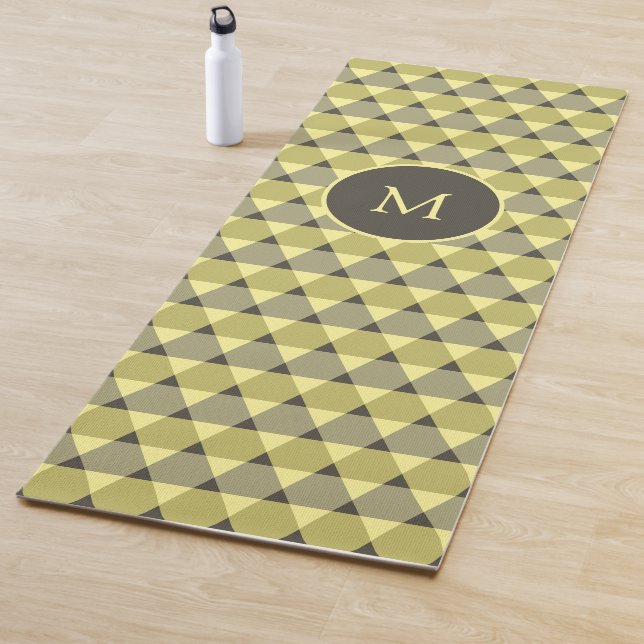 Triangles Pattern Yoga Mat (In Situ)