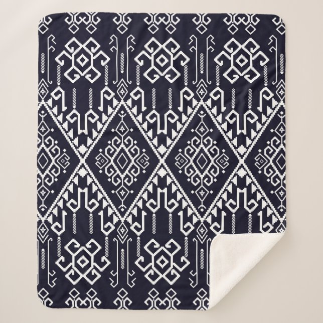 Tribal ethnic seamless pattern sherpa blanket (Front)