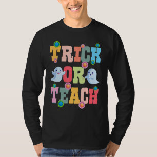Trick Or Teach Halloween Teacher Cute Ghost Retro  T-Shirt