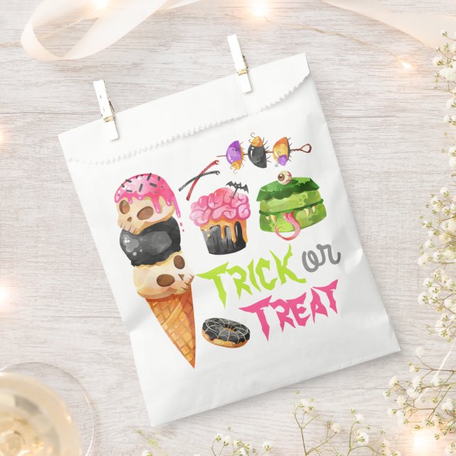 Trick or Treat Halloween Candy Favor Bag (Clipped)