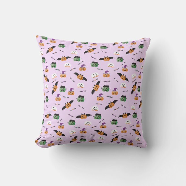 Trick Or Treat Halloween Pumpkin Pattern Purple Throw Pillow (Front)