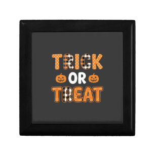 Trick or Treat Halloween Pumpkin Vector Design_1 Gift Box