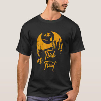Trick Or Treat - Halloween Retro Vintage T-Shirt