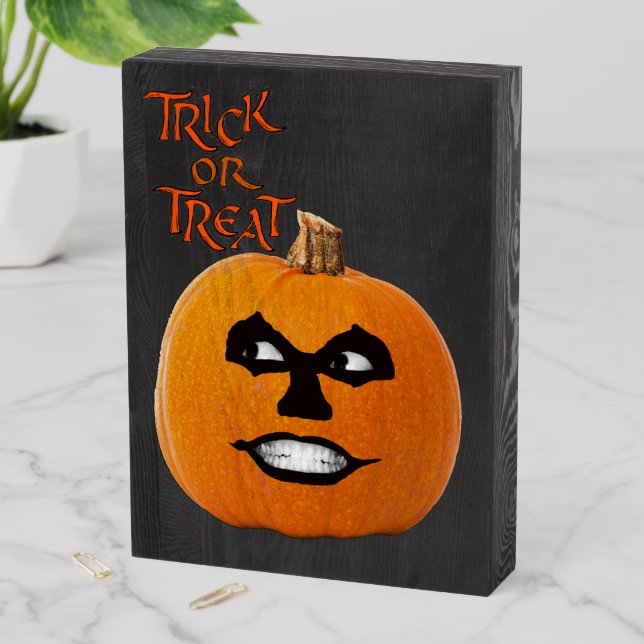 Trick or Treat Jack o' Lantern Sinister Face, ZSSP Wooden Box Sign (In Situ Vertical)
