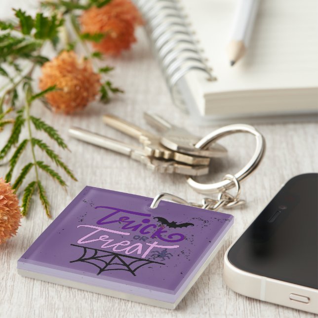 trick or treat keychain (Front Right)