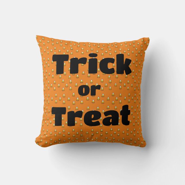 Trick treat throw pillow (Front)